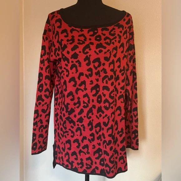 New York & Company - Essential Bateau Tunic Sweater (NWT) - Picture 1 of 3